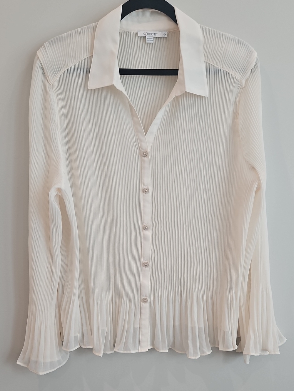Chico's Ivory Pleated Georgette Blouse Size 3 Fits US 16 18 XL Ruffle Cuff Top
